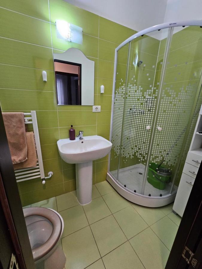 Amg Apartament Apartment Brasov Ngoại thất bức ảnh